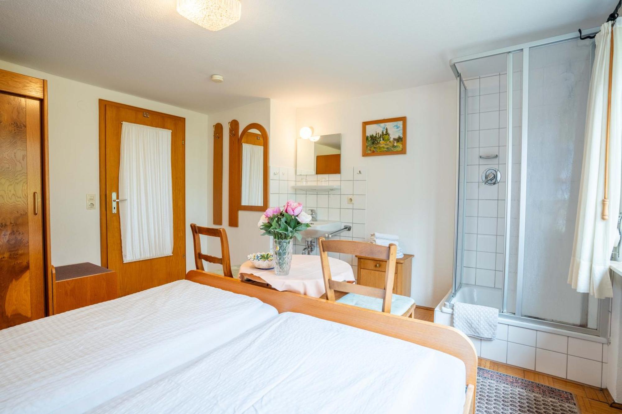 Zum Torkelhaus Hotel ซิปปลิงเงน ภายนอก รูปภาพ